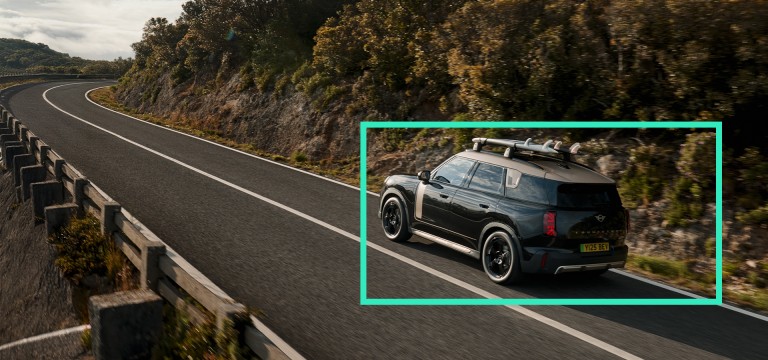 All-electric MINI Countryman – stage